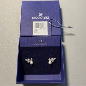 Swarovski #5422683 Crystal and Pearl Studs
